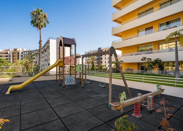 Park By An Island * Φουνκάλ